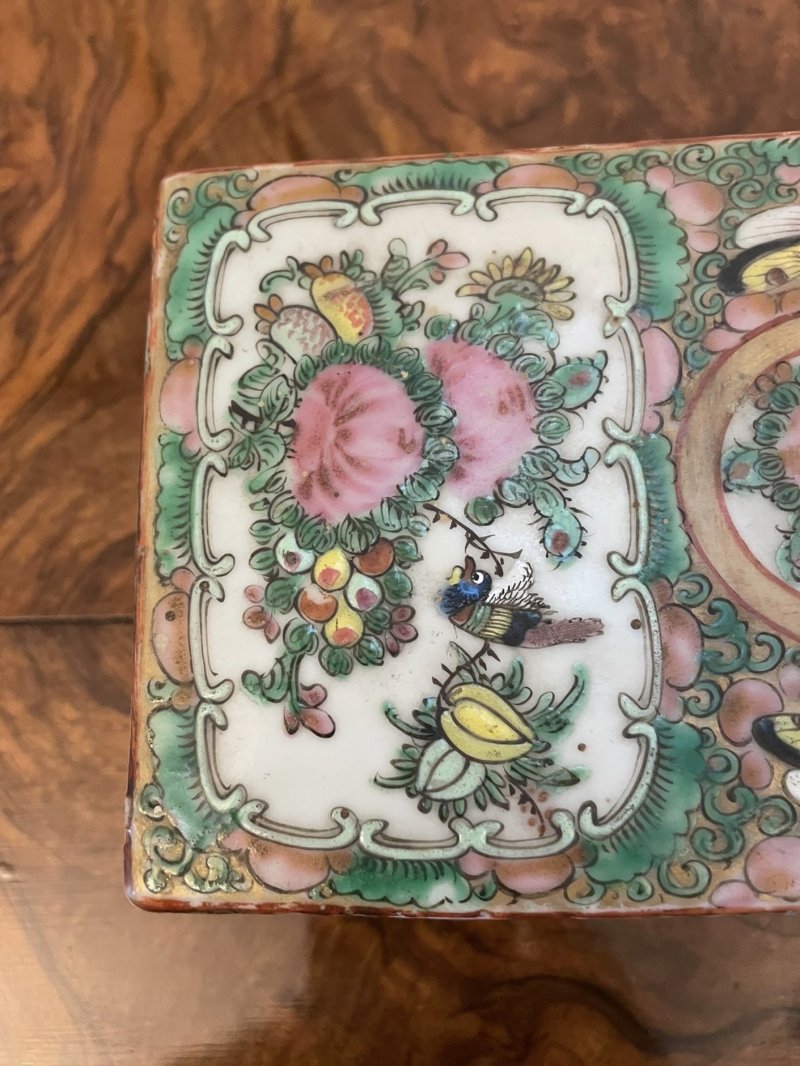 Antique 19th Century Quality Chinese Famille Rose Canton Lidded Pen Box - Image 6